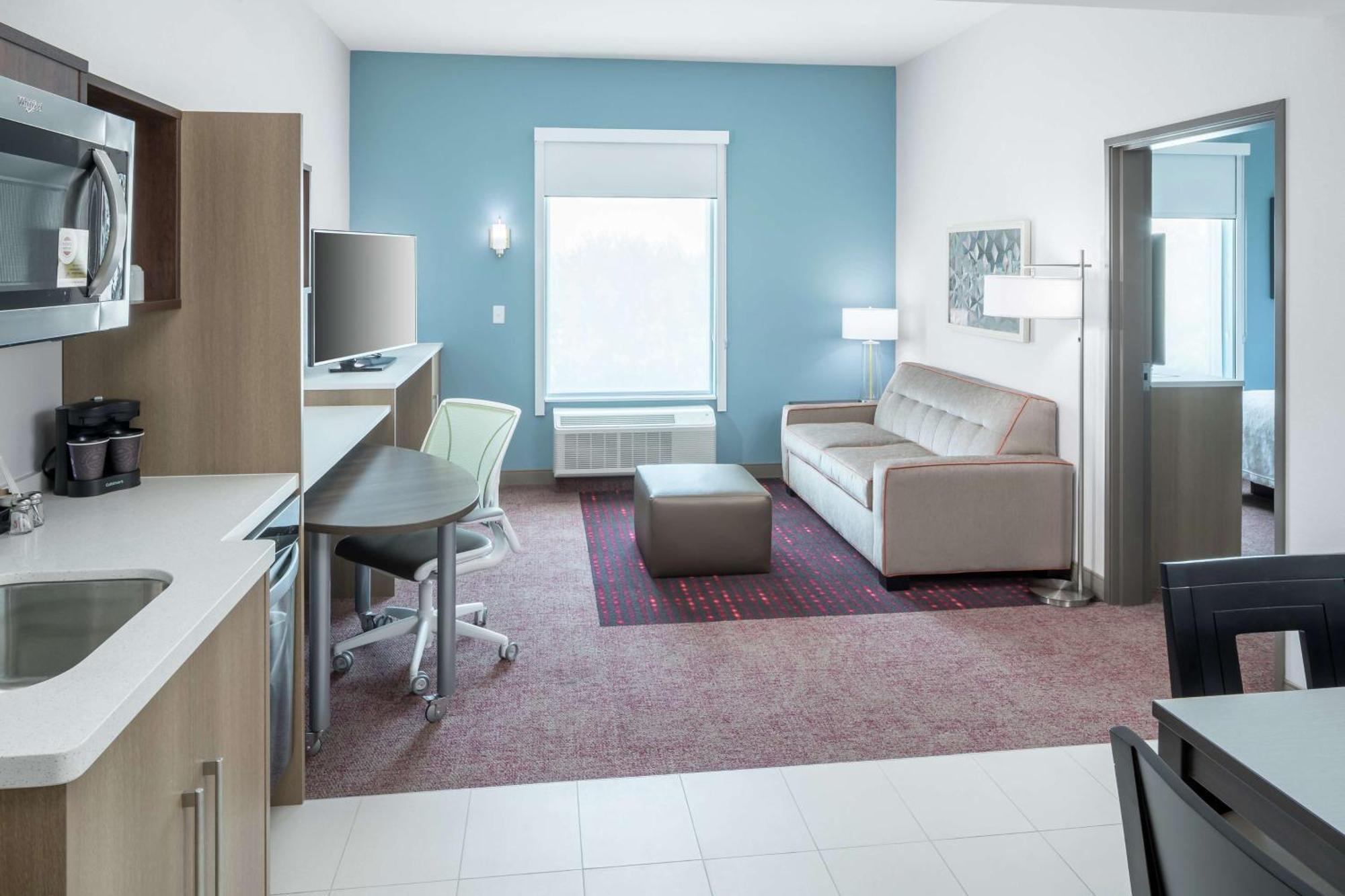 Home2 Suites By Hilton Orlando Airport Exterior photo